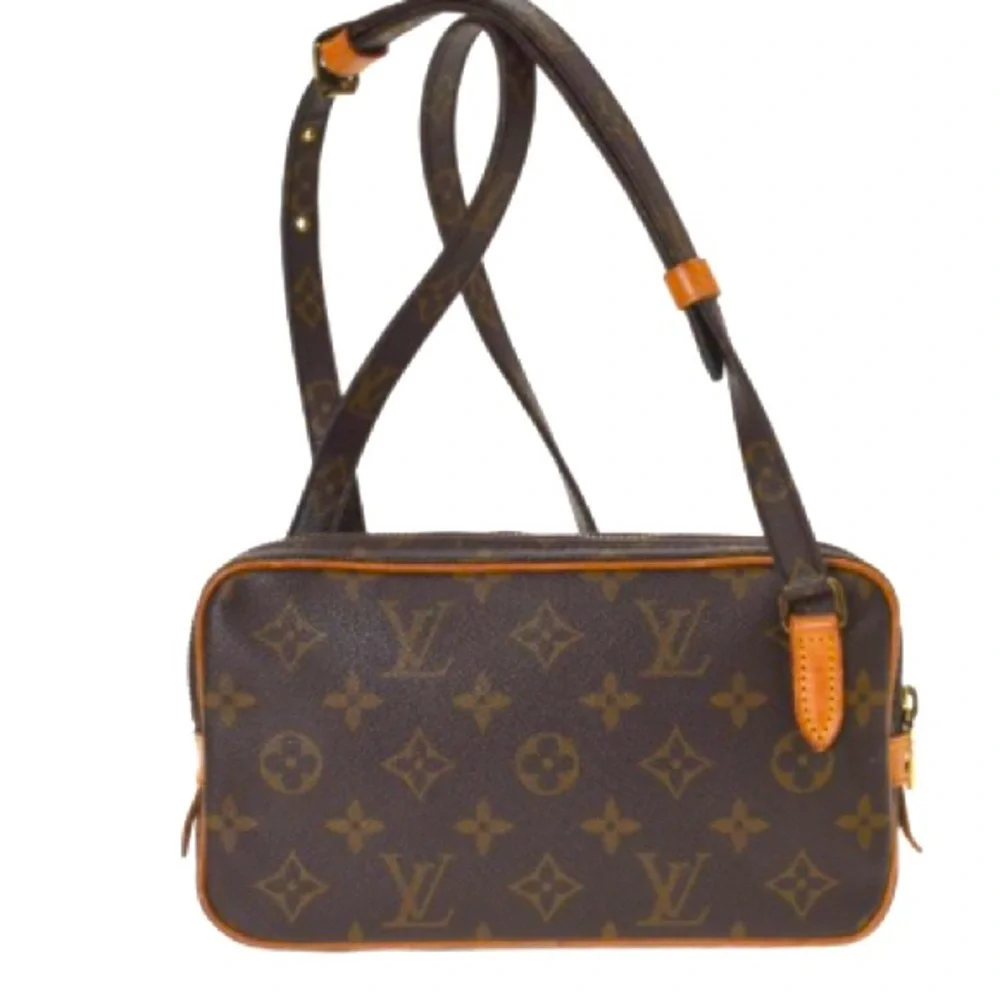Louis Vuitton Pochette Marly Monogram authentic-repair needed strap connection